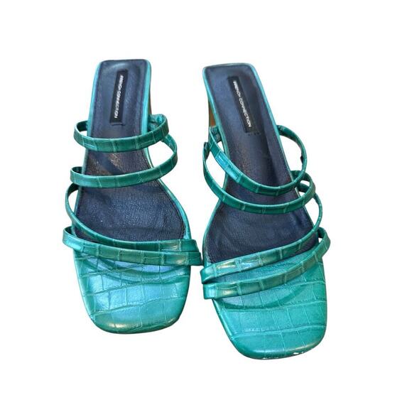 French Connection Women's Green Snake Parker Strappy Low Heel Sandals Size 8.5 - Picture 3 of 9